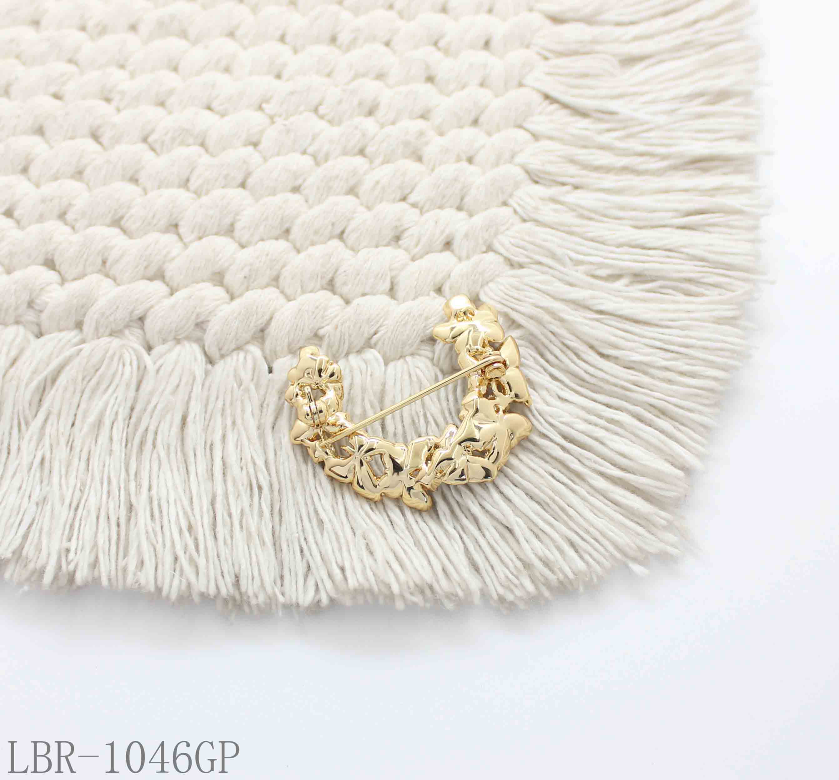 Vintage Half-Wreath Multi-Style Enamel Butterfly & Crystal Accent Real Gold-Plated Copper Brooch | Factory Direct Wholesale
