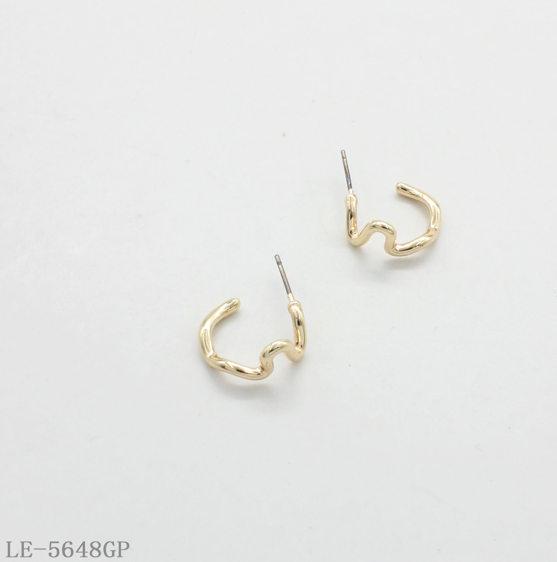 Abstract Wavy Open C Hoop Stud Earrings | Solid Zinc Alloy Base Imitation Gold Plated Dainty Irregular Curve Minimalist Women Ear Studs Factory Wholesale