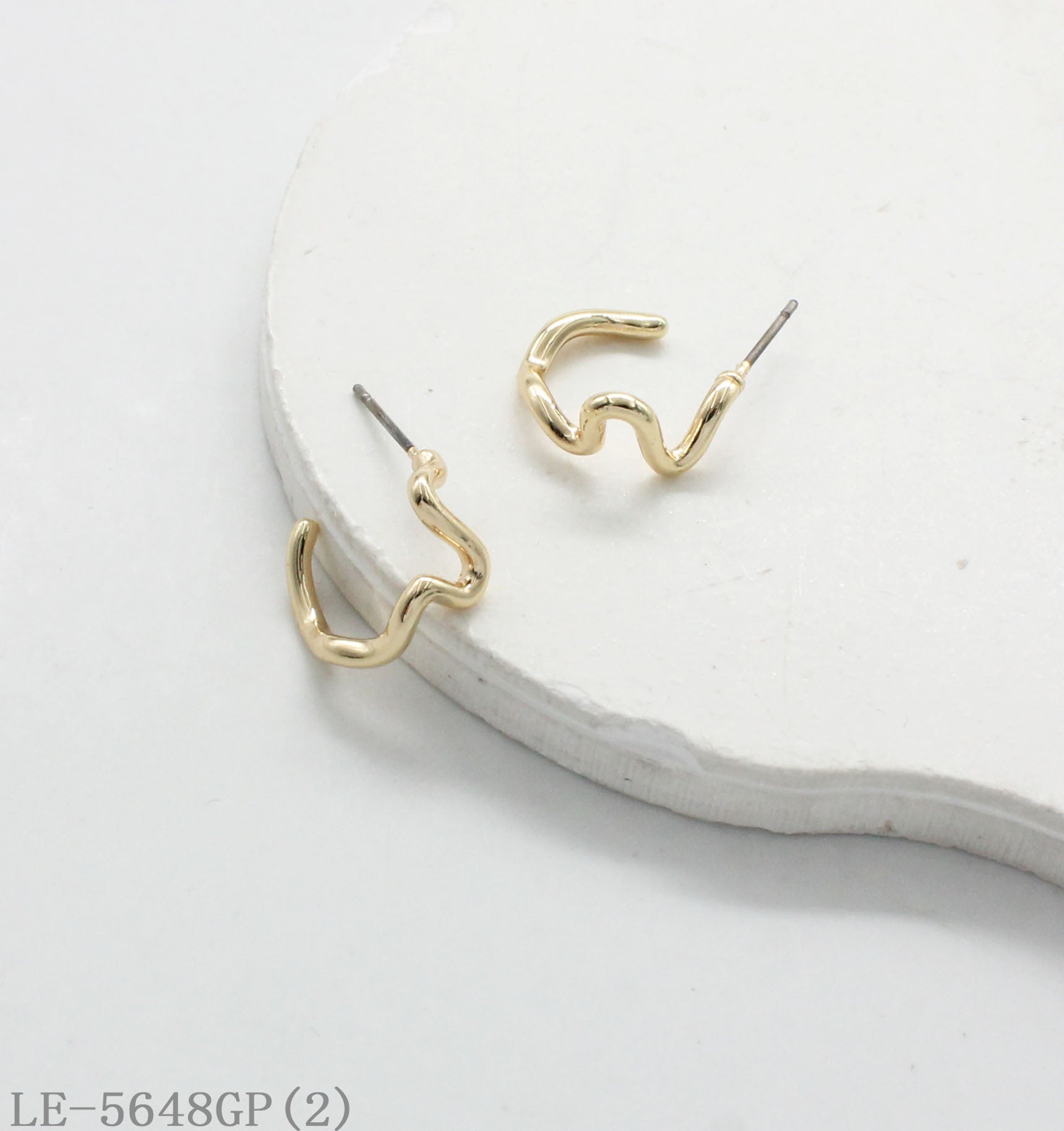 Abstract Wavy Open C Hoop Stud Earrings | Solid Zinc Alloy Base Imitation Gold Plated Dainty Irregular Curve Minimalist Women Ear Studs Factory Wholesale