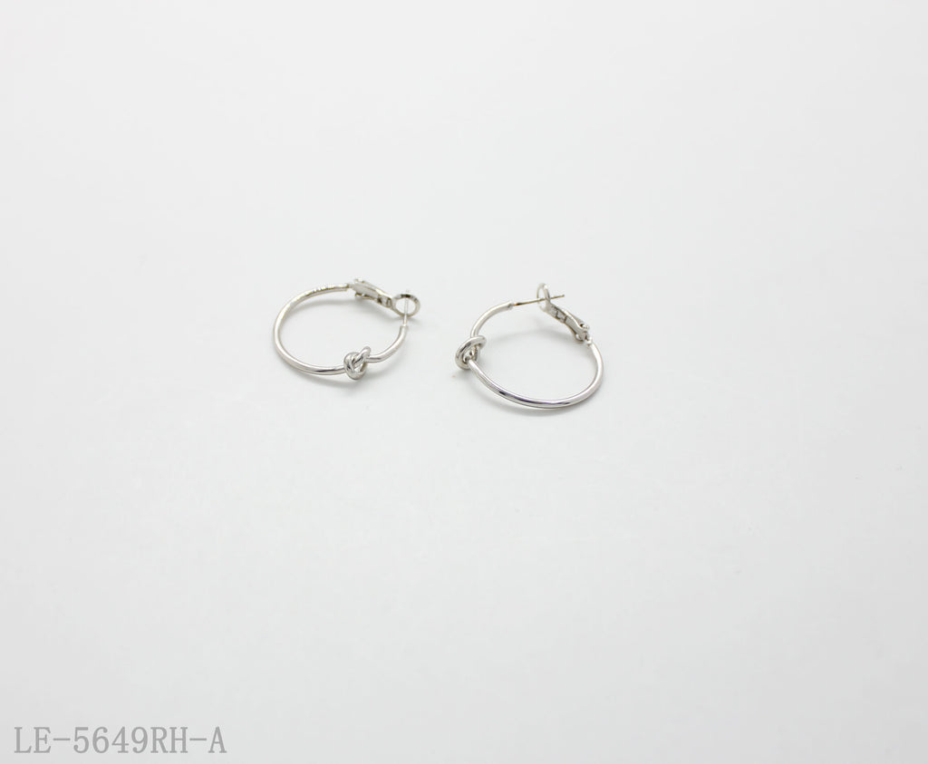 Delicate Knot Decor Thin Click Hoop Earrings | Solid Copper Base Imitation Rhodium Silver Plated Minimalist Small Loop Women Ear Hoops Factory Wholesale