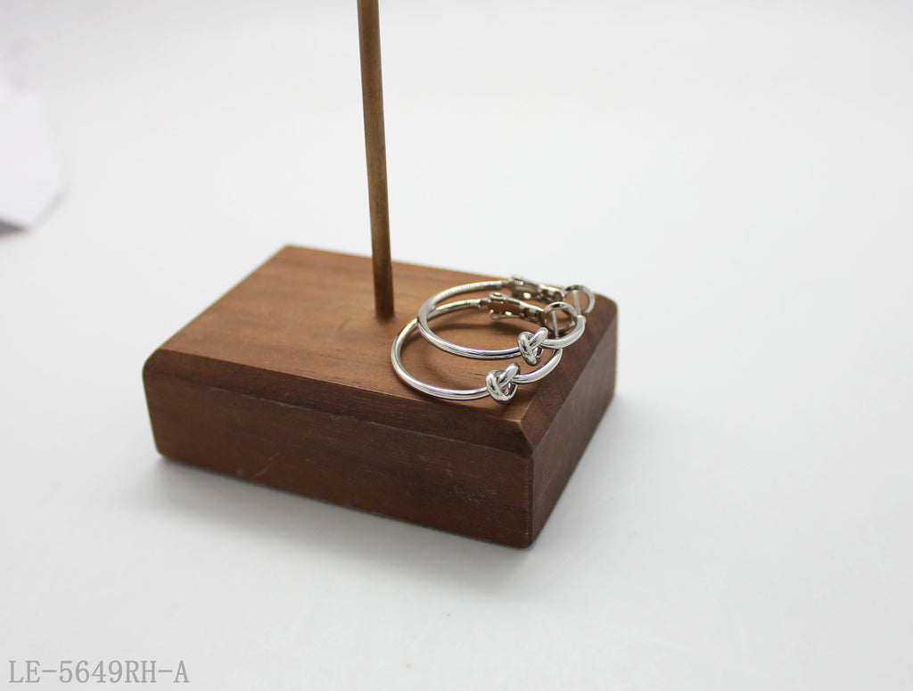 Delicate Knot Decor Thin Click Hoop Earrings | Solid Copper Base Imitation Rhodium Silver Plated Minimalist Small Loop Women Ear Hoops Factory Wholesale