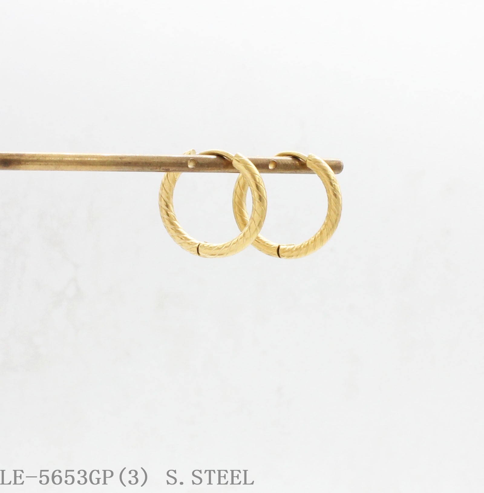 Diagonal Twisted Brushed Click Hoop Earrings | Solid Stainless Steel Base Vacuum Ion Gold Plated Linear Grain Dainty Vintage Women Small Ear Hoops Factory Wholesale
