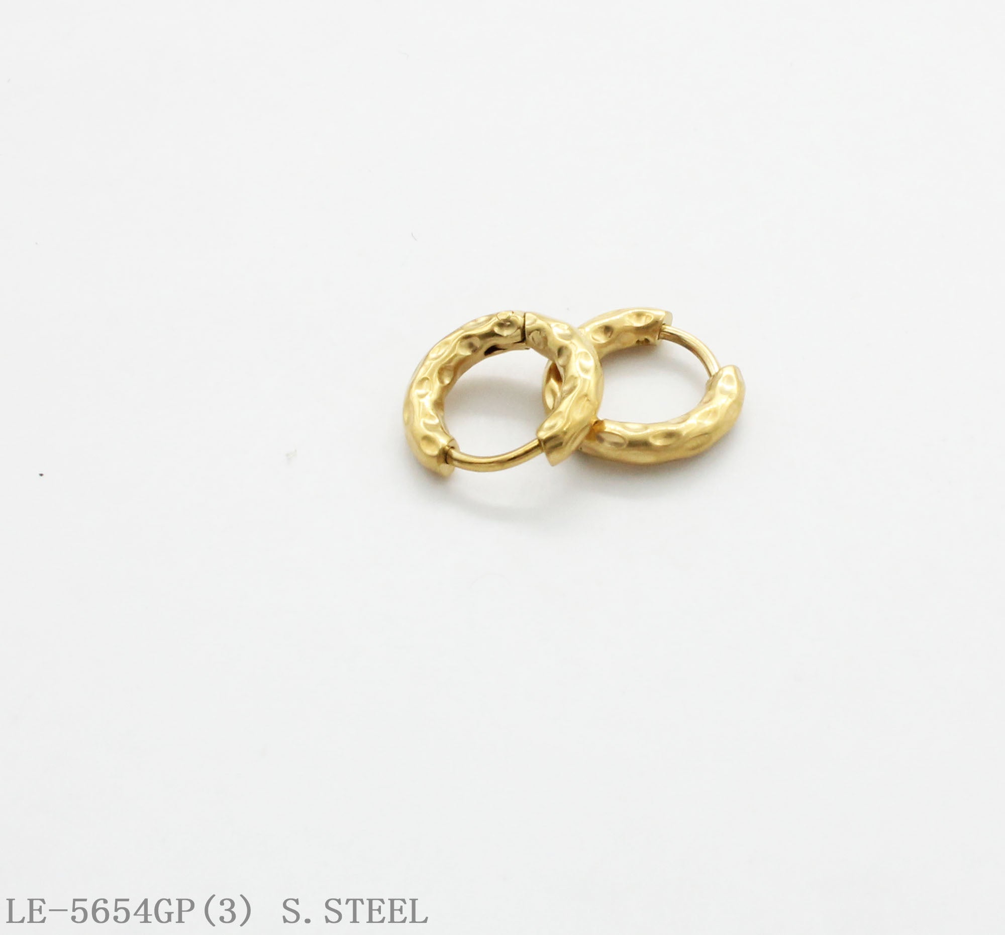 Irregular Crater Meteor Hammer Click Hoop Earrings | Solid Stainless Steel Vacuum Ion Gold Plated Organic Concave Grain Vintage Tiny Women Ear Hoops Factory Wholesale