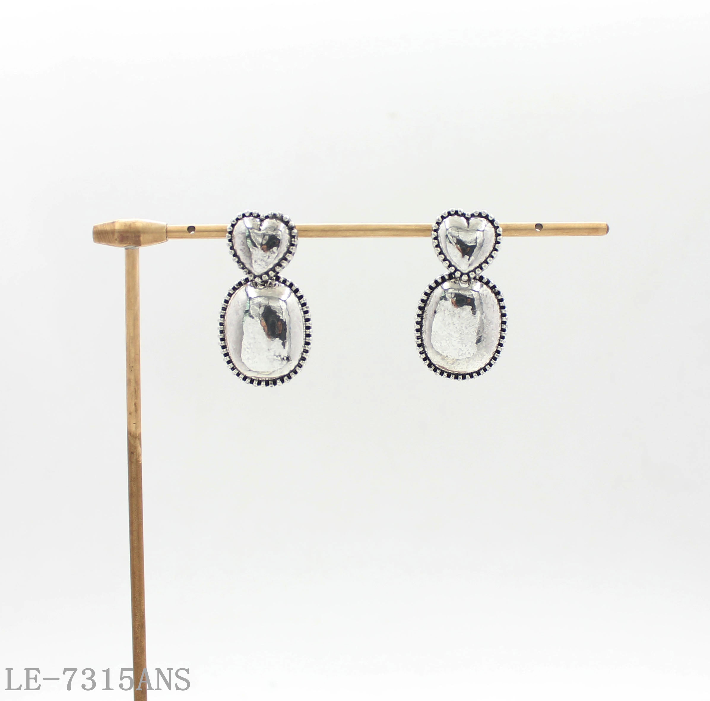 Antique Silver Oxidized Heart & Oval Hammered Zinc Alloy Drop Earrings with Beaded Edges | Factory Direct Wholesale