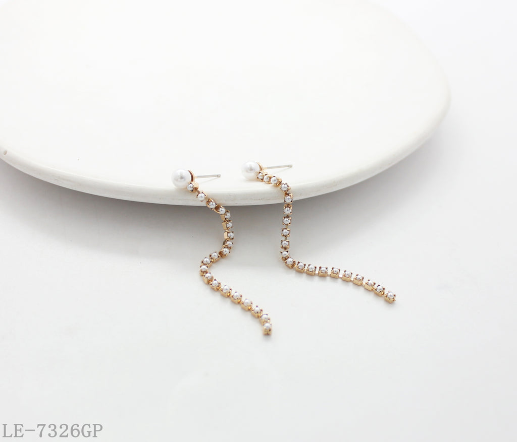 Faux Pearl & Crystal Wavy Chain Copper Gold Plated Linear Drop Earrings | Factory Direct Wholesale