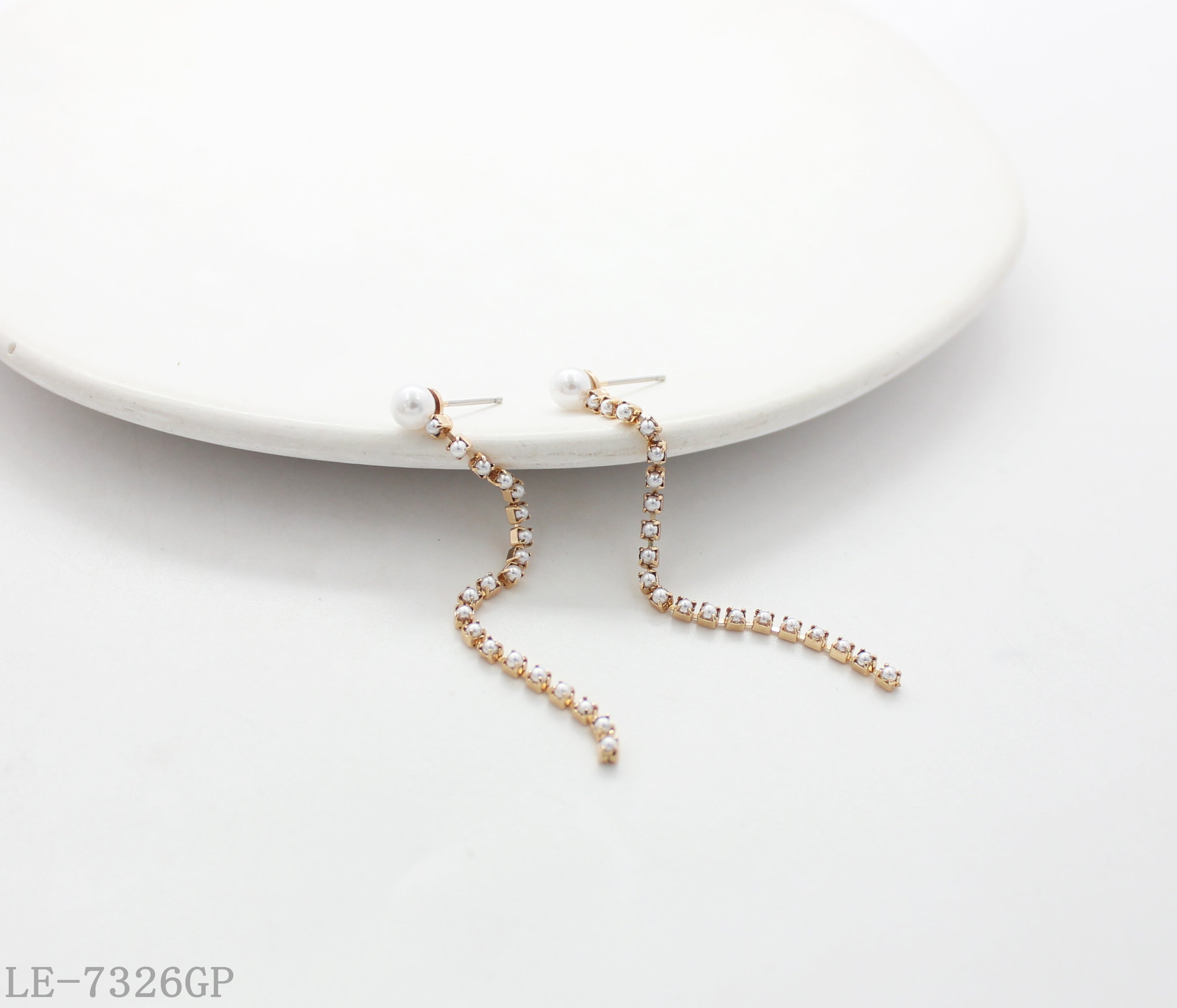 Faux Pearl & Crystal Wavy Chain Copper Gold Plated Linear Drop Earrings | Factory Direct Wholesale