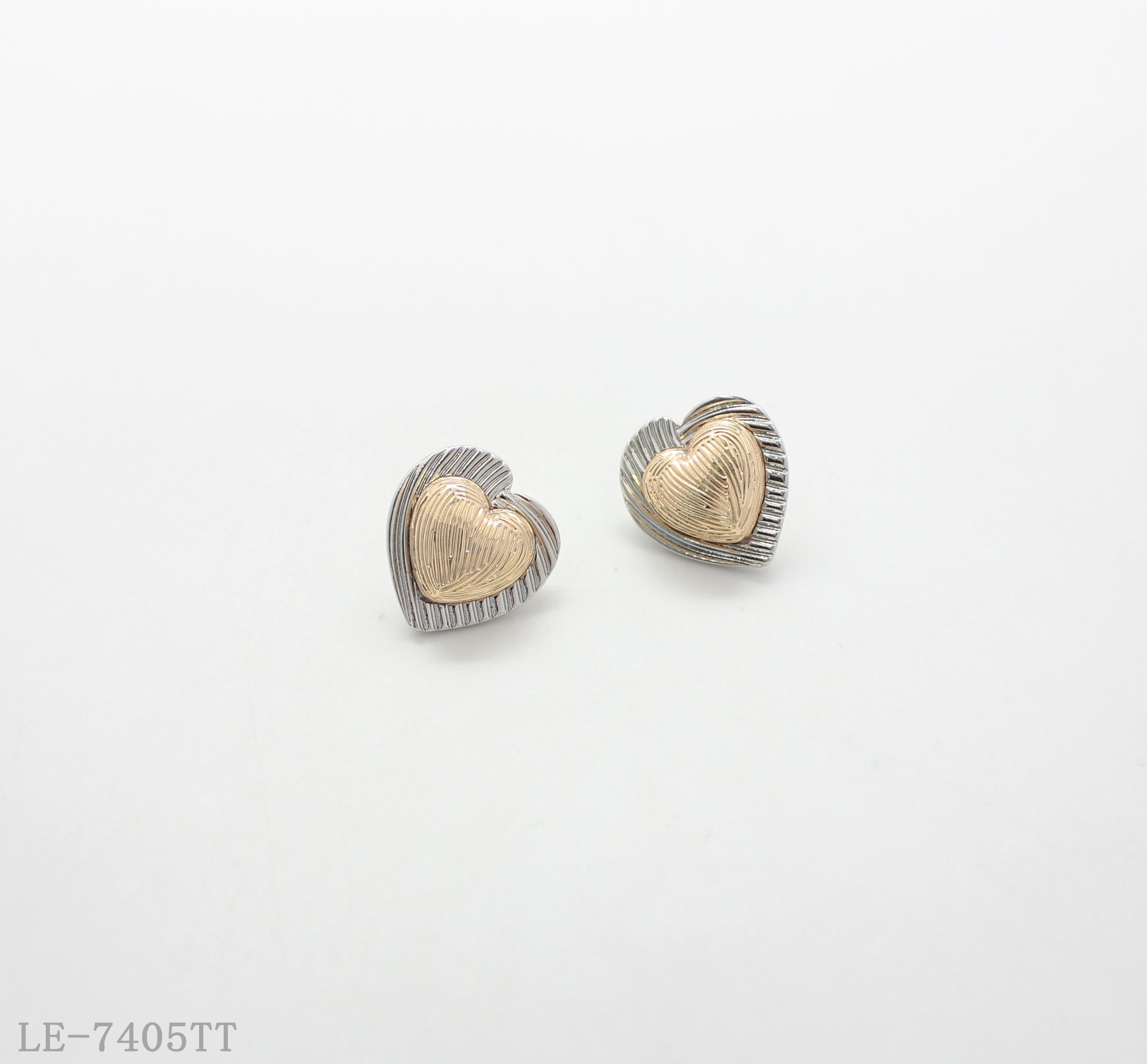 Two-Tone Ribbed Textured Heart Stud Earrings | Zinc Alloy Base with Imitation Gold & Imitation Rhodium Silver Plating Retro Vintage Women Ear Studs Factory Wholesale