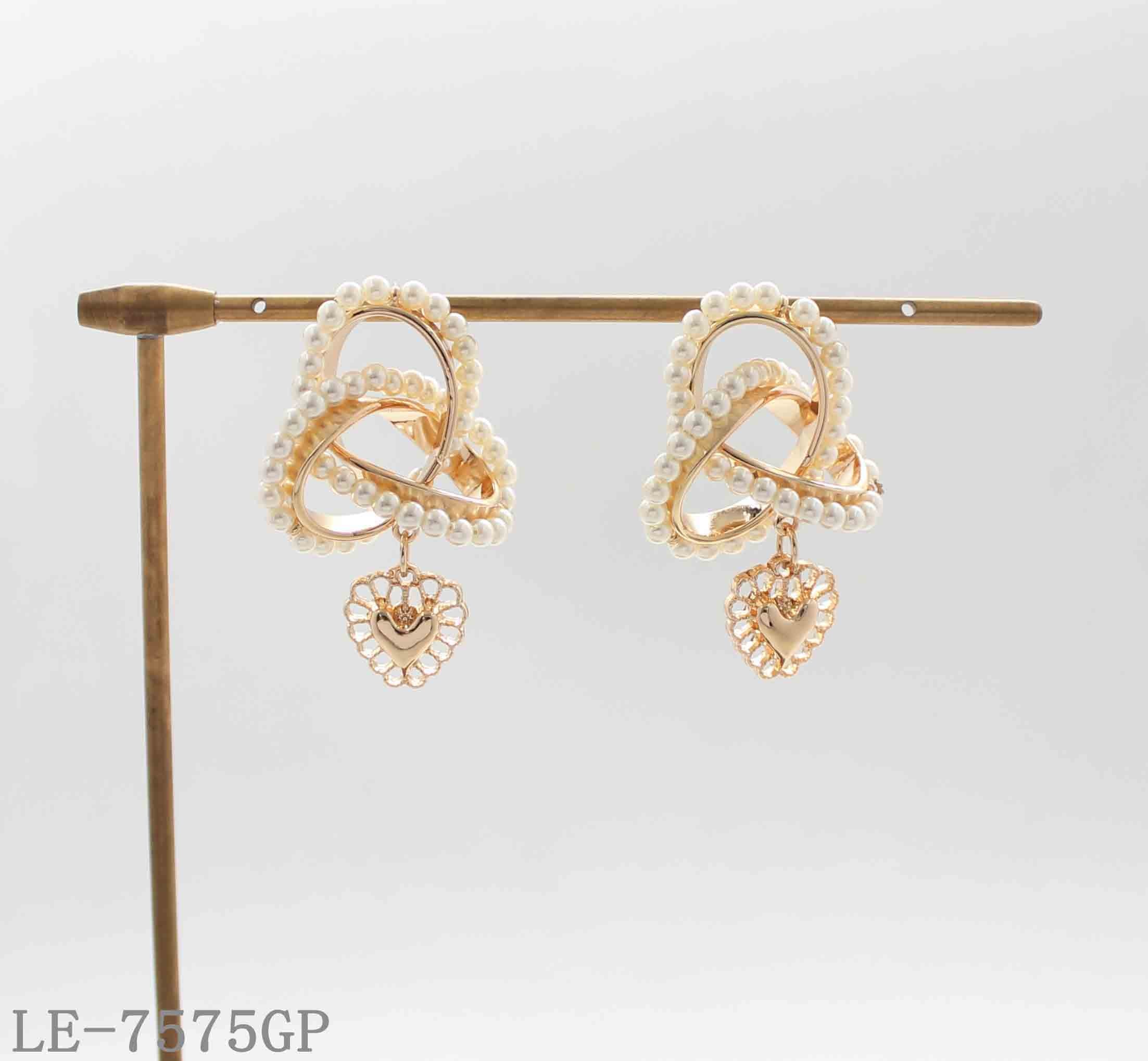 Vintage Intertwined Double Circle Pearl Stud Earrings | Copper Base Imitation Gold Plated with Mini White Acrylic Pearl & Filigree Hollow Heart Charm Feminine Women Ear Jewelry Factory Wholesale