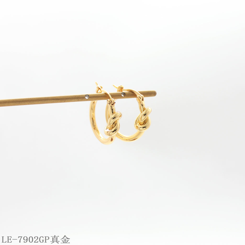 Copper 925 Silver Needle Mini Hoop Earrings with 1–2 mils Real Gold Plating for Women | OEM ODM Wholesale Fashion Jewelry Manufacturer