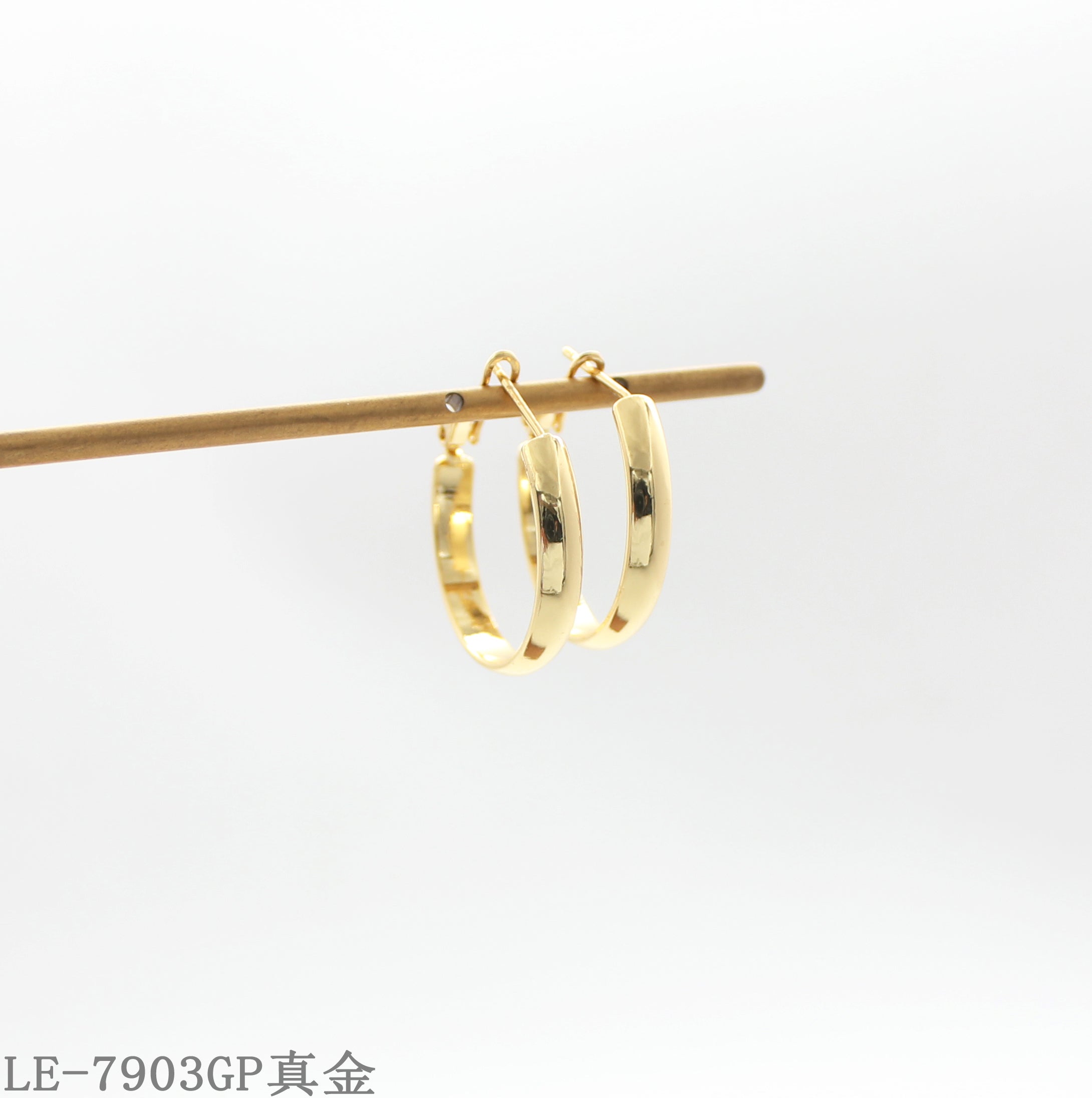 Copper Steel Needle Mini Hoop Earrings with 1–2 mils Real Gold Plating for Women | OEM ODM Wholesale Fashion Jewelry Manufacturer