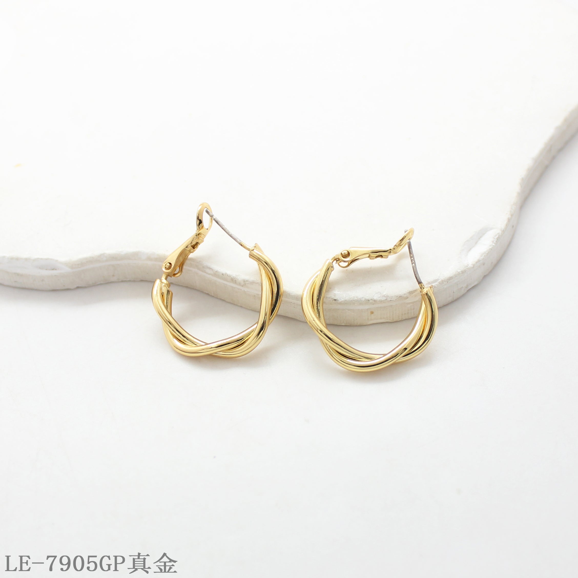 Copper Steel Needle Mini Hoop Earrings with 1–2 mils Real Gold Plating for Women | OEM ODM Wholesale Fashion Jewelry Manufacturer