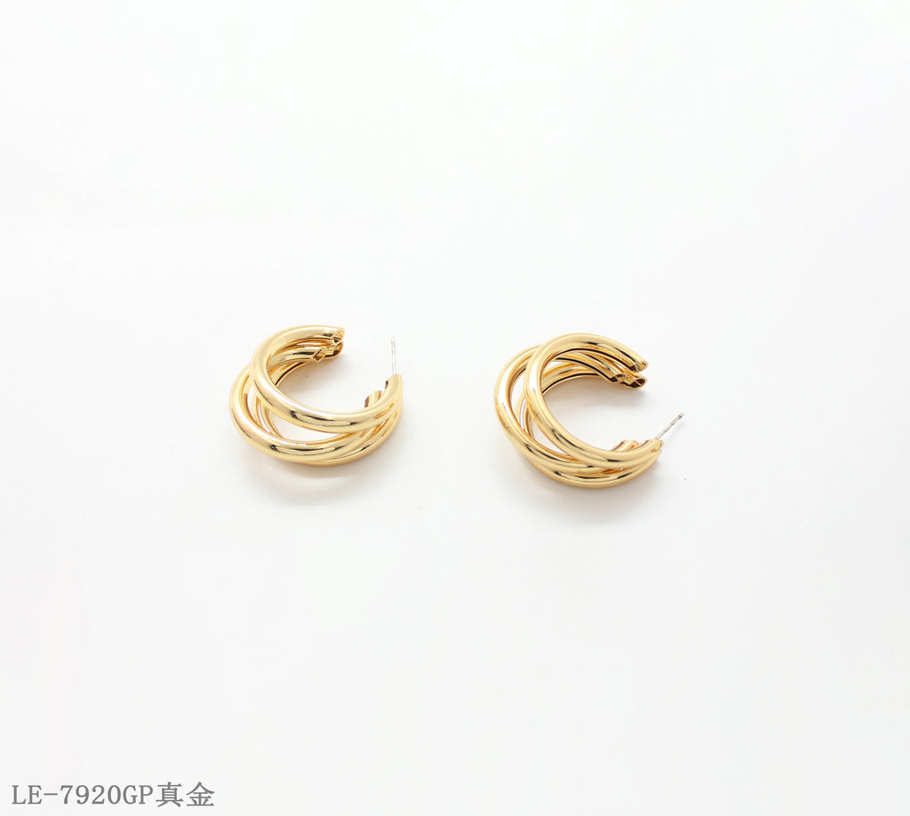 Iron Steel Needle Sculptural Leaf Drop Earrings with 1–2 mils Real Gold Plating for Women | OEM ODM Wholesale Fashion Jewelry Manufacturer
