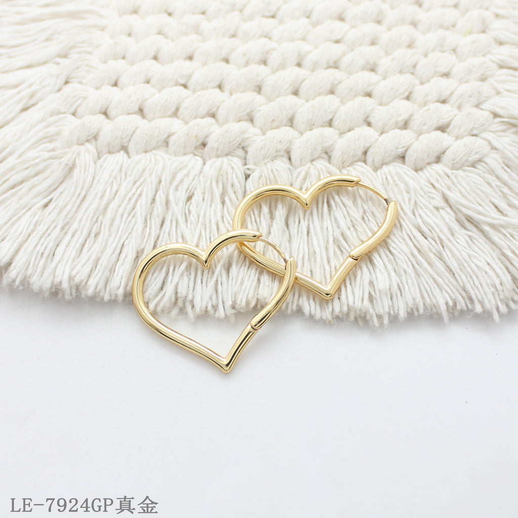 Copper Steel Needle Layered Heart Stud Earrings with 1–2 mils Real Gold Plating for Women | OEM ODM Wholesale Fashion Jewelry Manufacturer