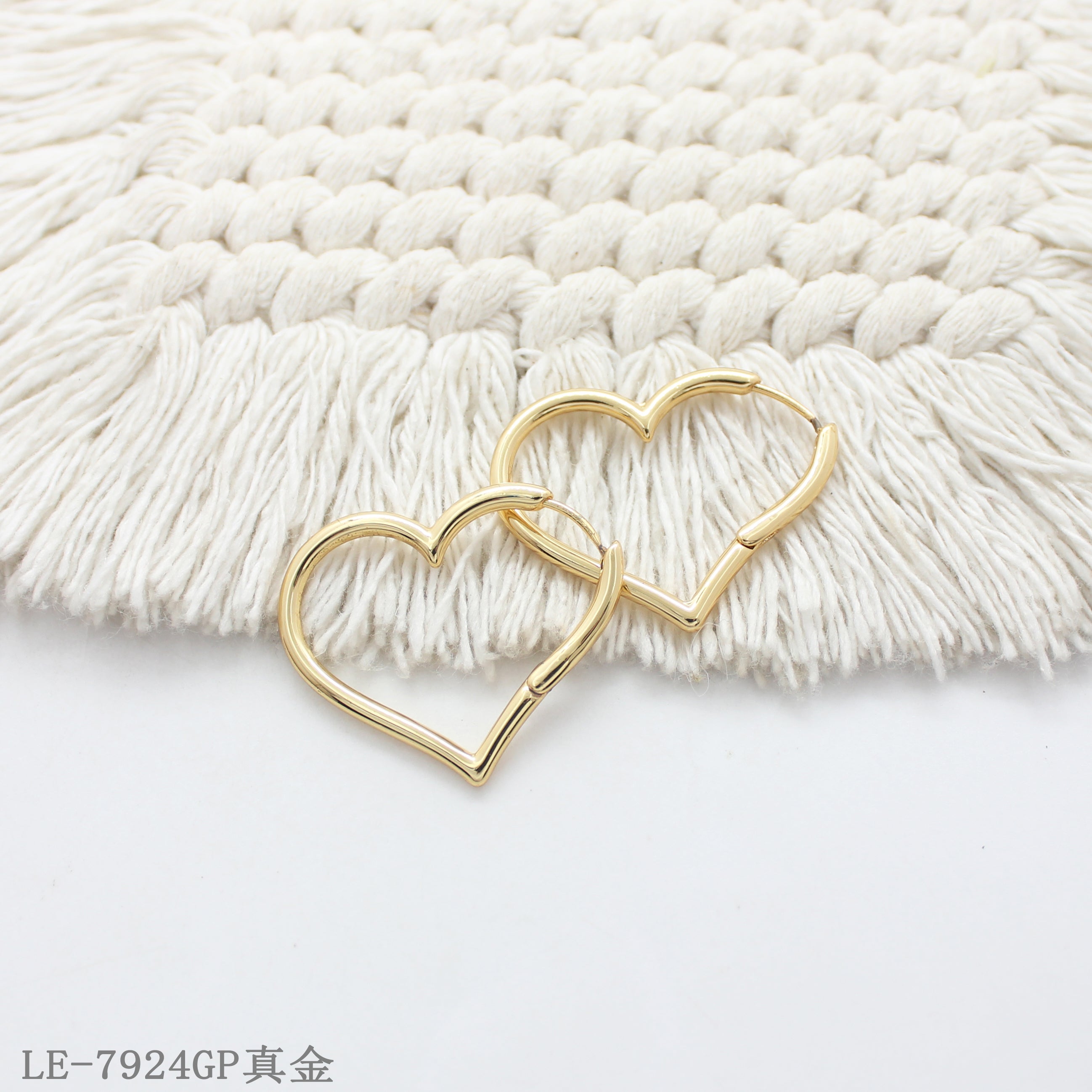 Copper Steel Needle Layered Heart Stud Earrings with 1–2 mils Real Gold Plating for Women | OEM ODM Wholesale Fashion Jewelry Manufacturer