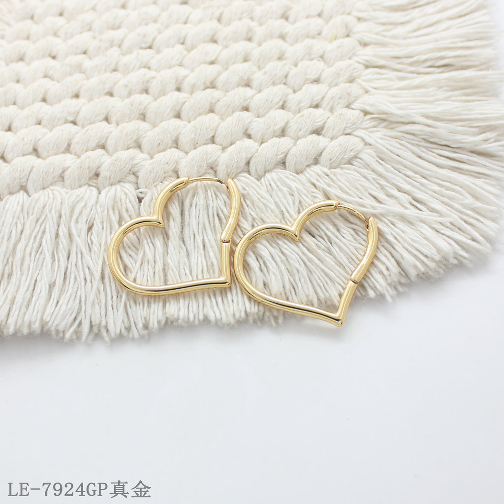 Copper Steel Needle Layered Heart Stud Earrings with 1–2 mils Real Gold Plating for Women | OEM ODM Wholesale Fashion Jewelry Manufacturer