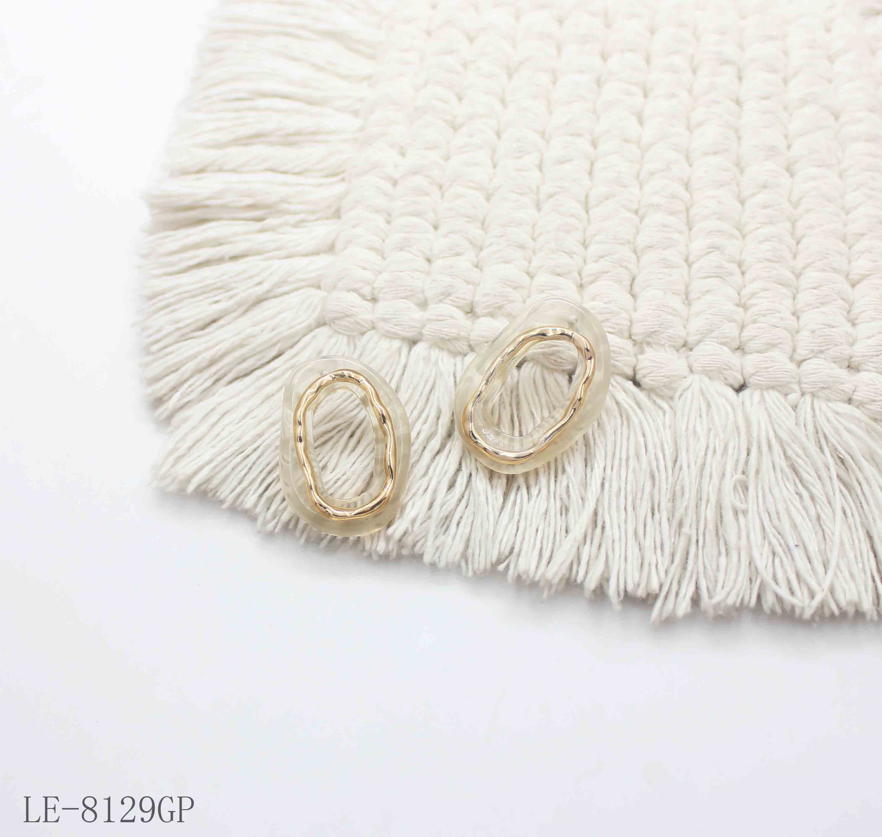 Organic Oval Double Layer Resin Hollow Stud Earrings | Zinc Alloy Standard Gold Plated Women Lightweight Minimal Daily Stacking Ear Studs Factory Wholesale