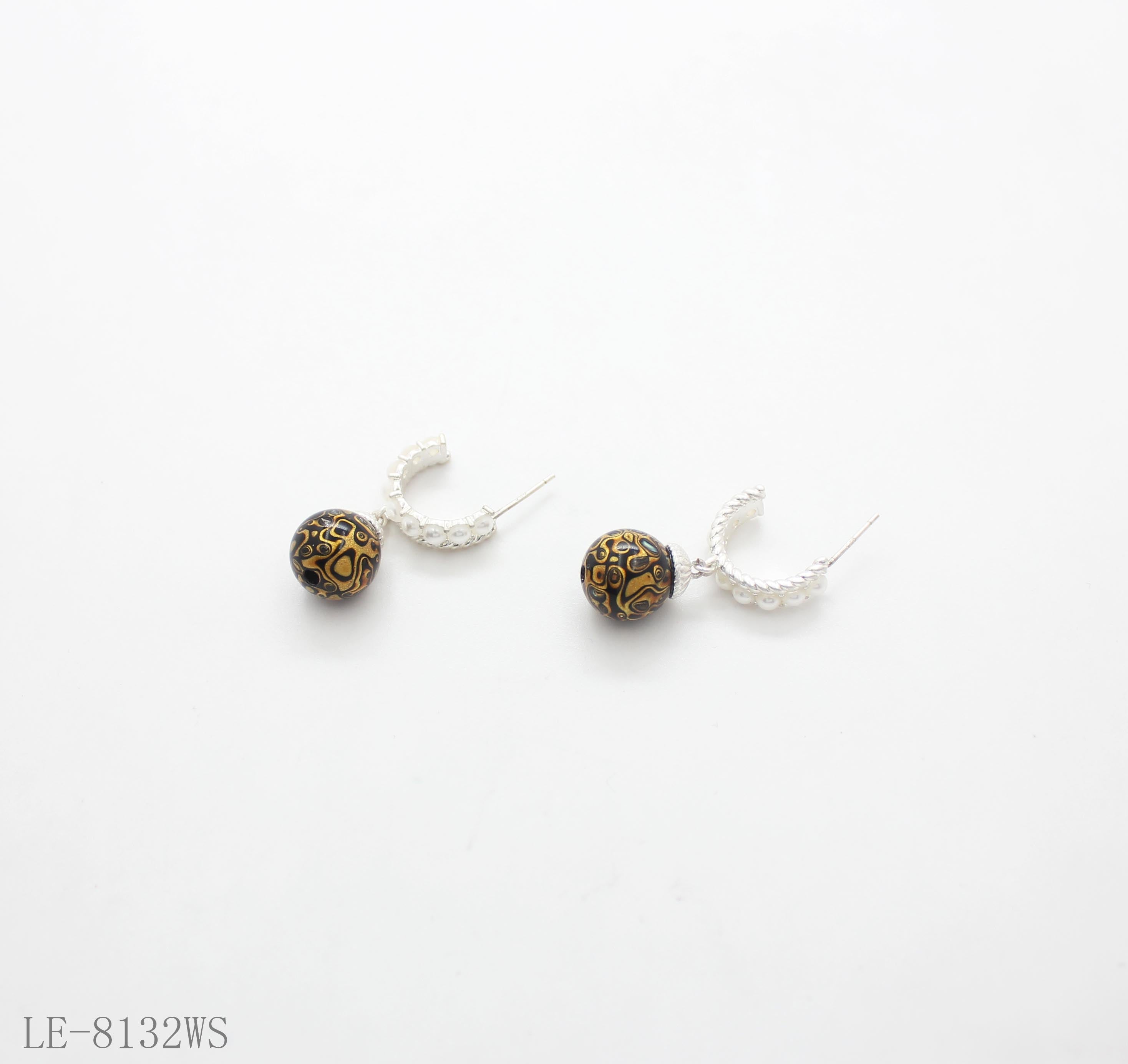 Twisted Faux Pearl Silver Plated Copper C Hoop Lacquer Glass Bead Dangle Earrings | Copper Base Silver Plated Women Oriental Vintage Niche Stacking Drop Earrings Factory Wholesale（副本）