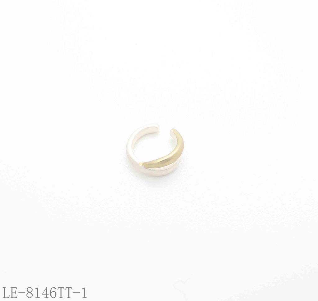 Two-Tone Split Plating Crescent Open Ear Cuff | Zinc Alloy Dual Gold Silver Plated No Piercing Women Minimal Stacking Clip On Ear Cuff Factory Wholesale
