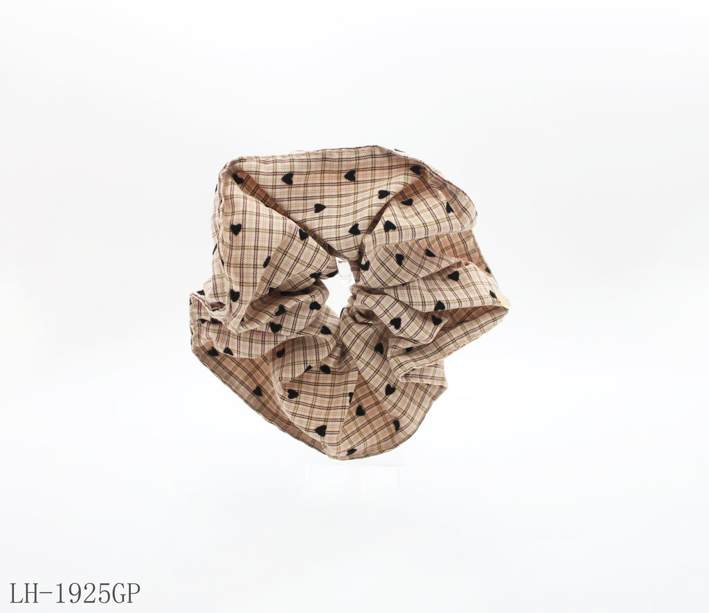 Vintage Plaid Mini Heart Oversized Scrunchie | Lightweight Resin Fiber Soft Elastic Women Daily Stackable Hair Tie Factory Wholesale