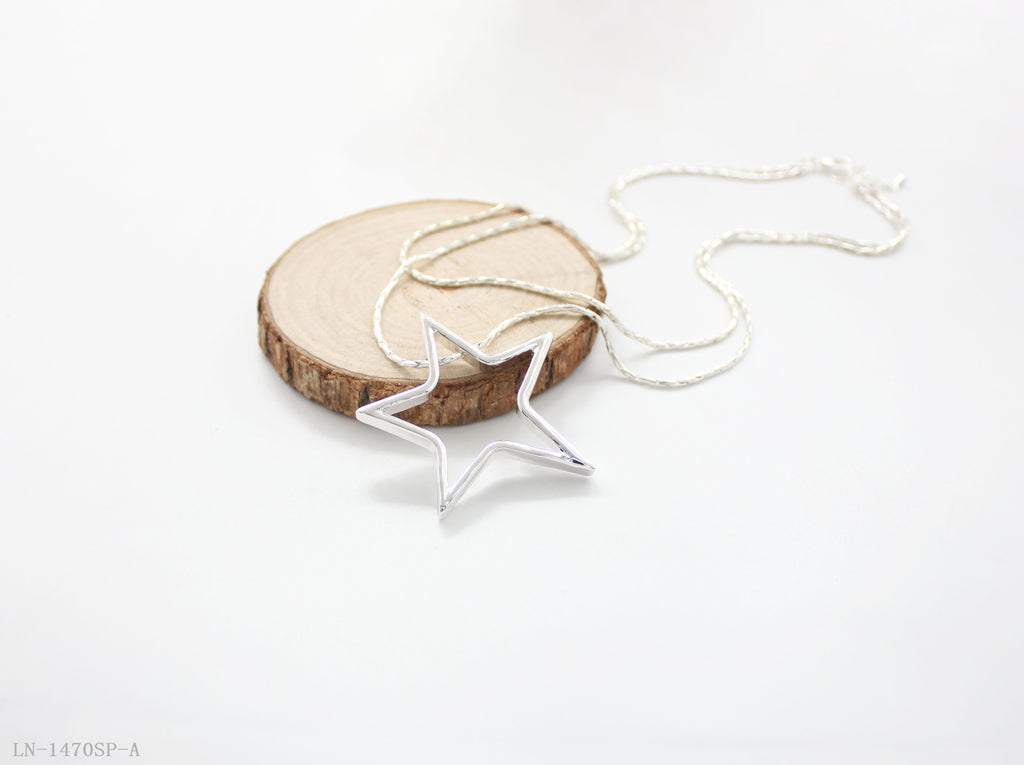 Large Hollow Star Pendant Thin Wavy Chain Necklace | Copper Zinc Alloy Standard Silver Plated Adjustable Women Minimalist Stacking Collarbone Chain Factory Wholesale