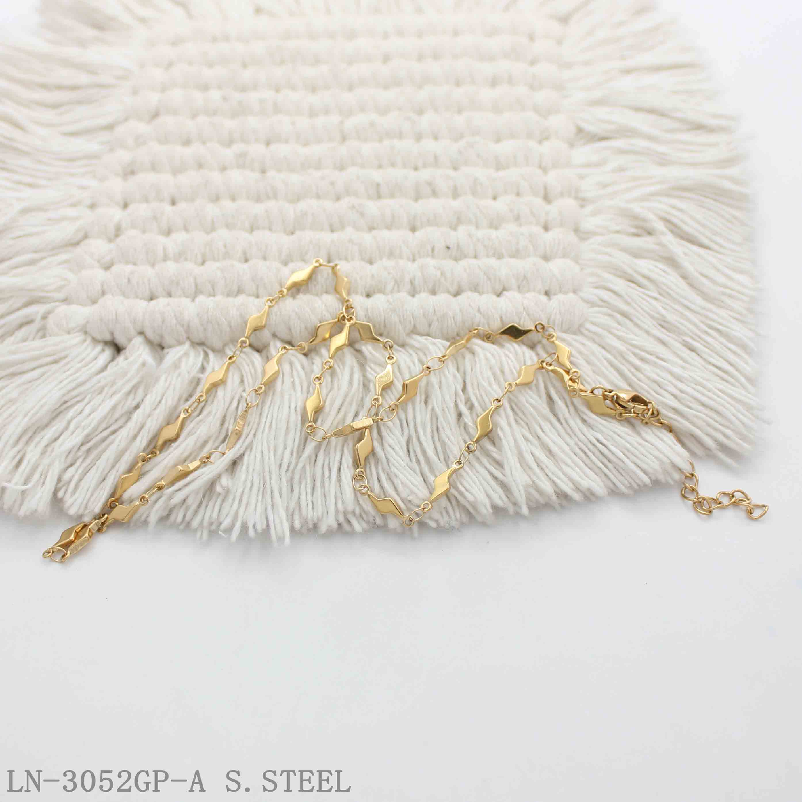 Lightning Rhombus Link Gold Plated Fine Stainless Steel Layering Choker Necklace | Factory Direct Wholesale