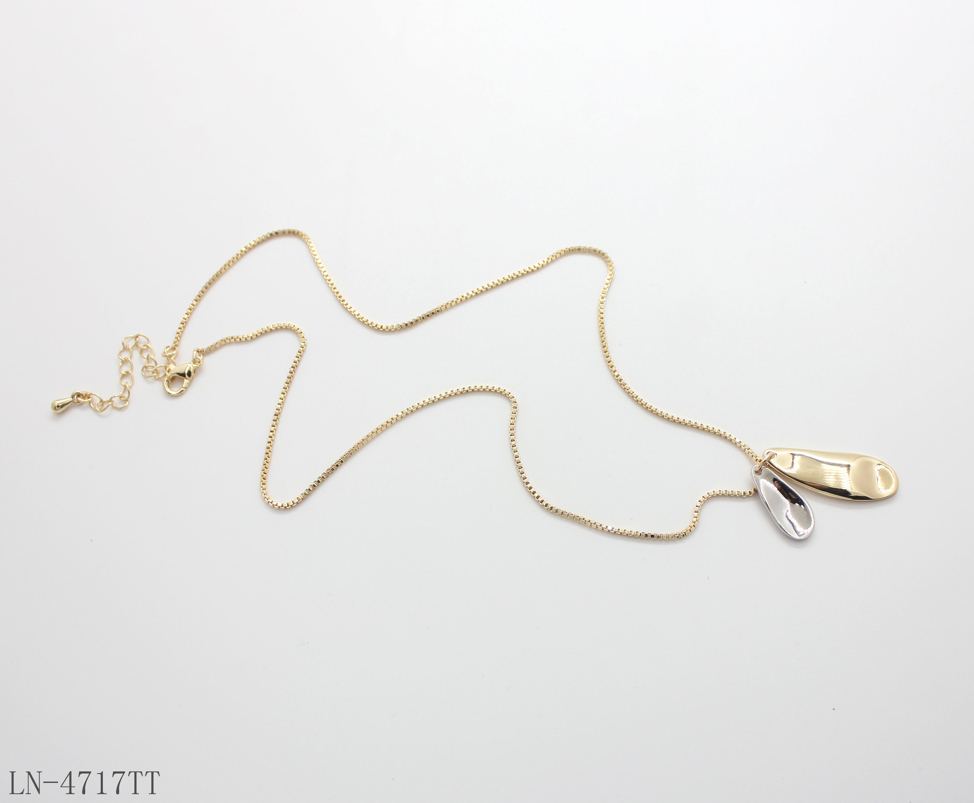 Two-Tone Overlapped Organic Teardrop Pendant Necklace | Copper Zinc Alloy Gold & Imitation White Platinum Plated Women Minimal Stackable Choker Necklace Factory Wholesale