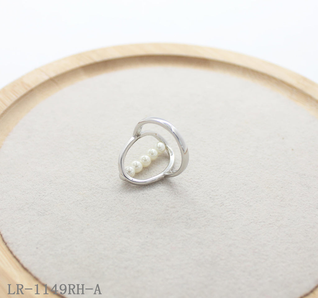 Oval Frame Vertical Faux Pearl Rhodium Plated Zinc Alloy Statement Ring | Factory Direct Wholesale
