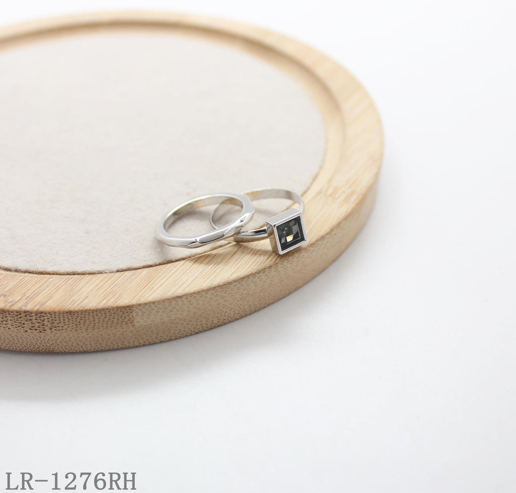 Hammered Circle & Black Zircon Stackable Ring Set | Copper & Zinc Alloy