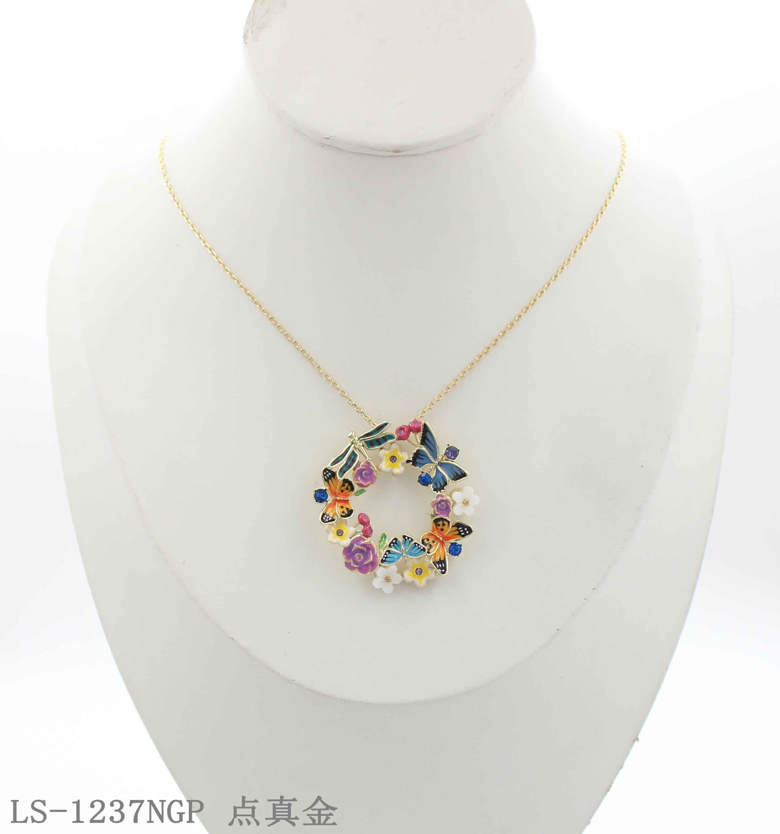 Forest‑Inspired Enamel Butterfly Dragonfly Wreath Pendant Real Gold‑Plated Copper Chain Necklace | Factory Direct Wholesale