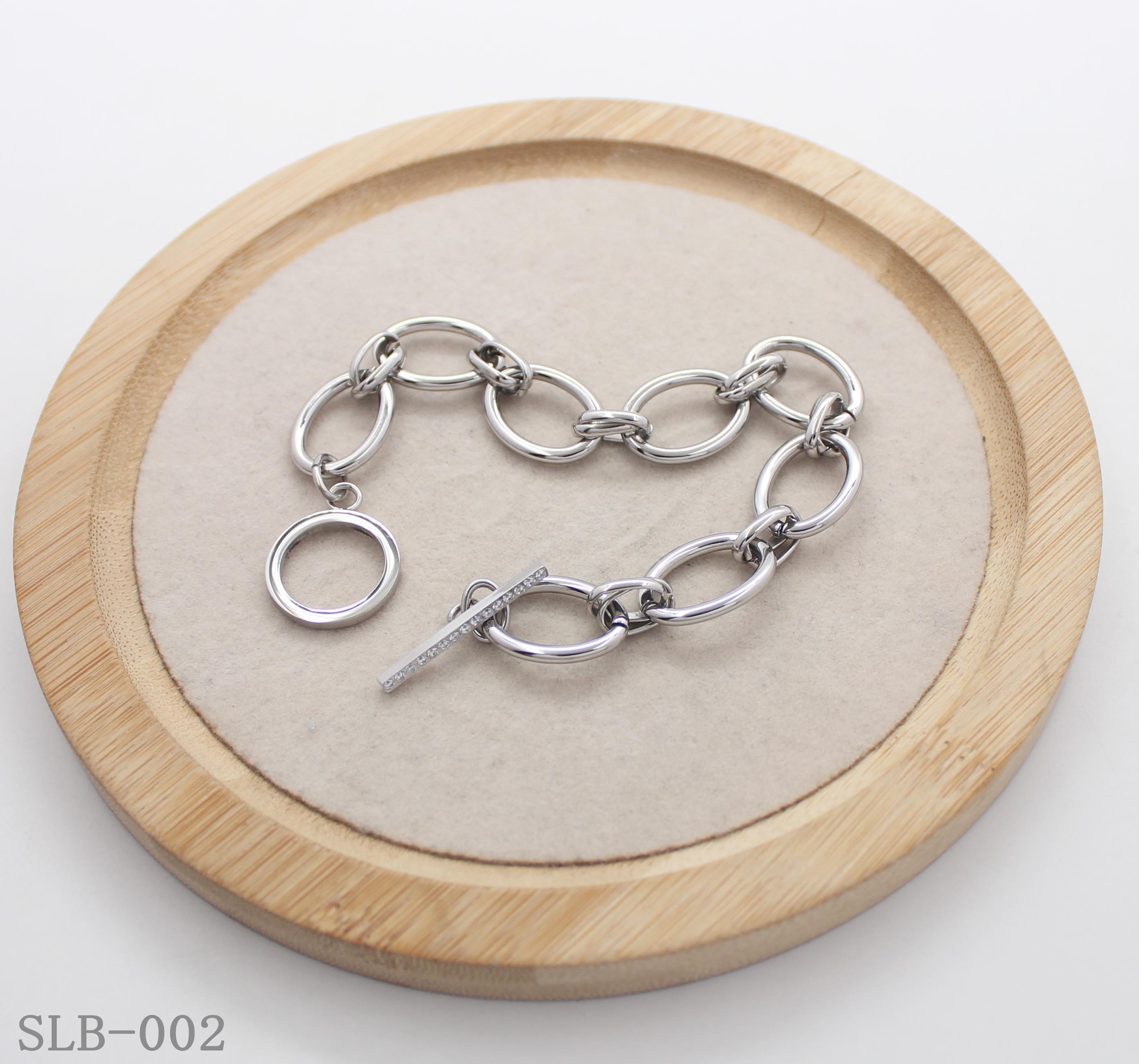 Polished Oval Link with Crystal-Embellished OT Clasp Stainless Steel 20cm Bracelet | Factory Direct Wholesale