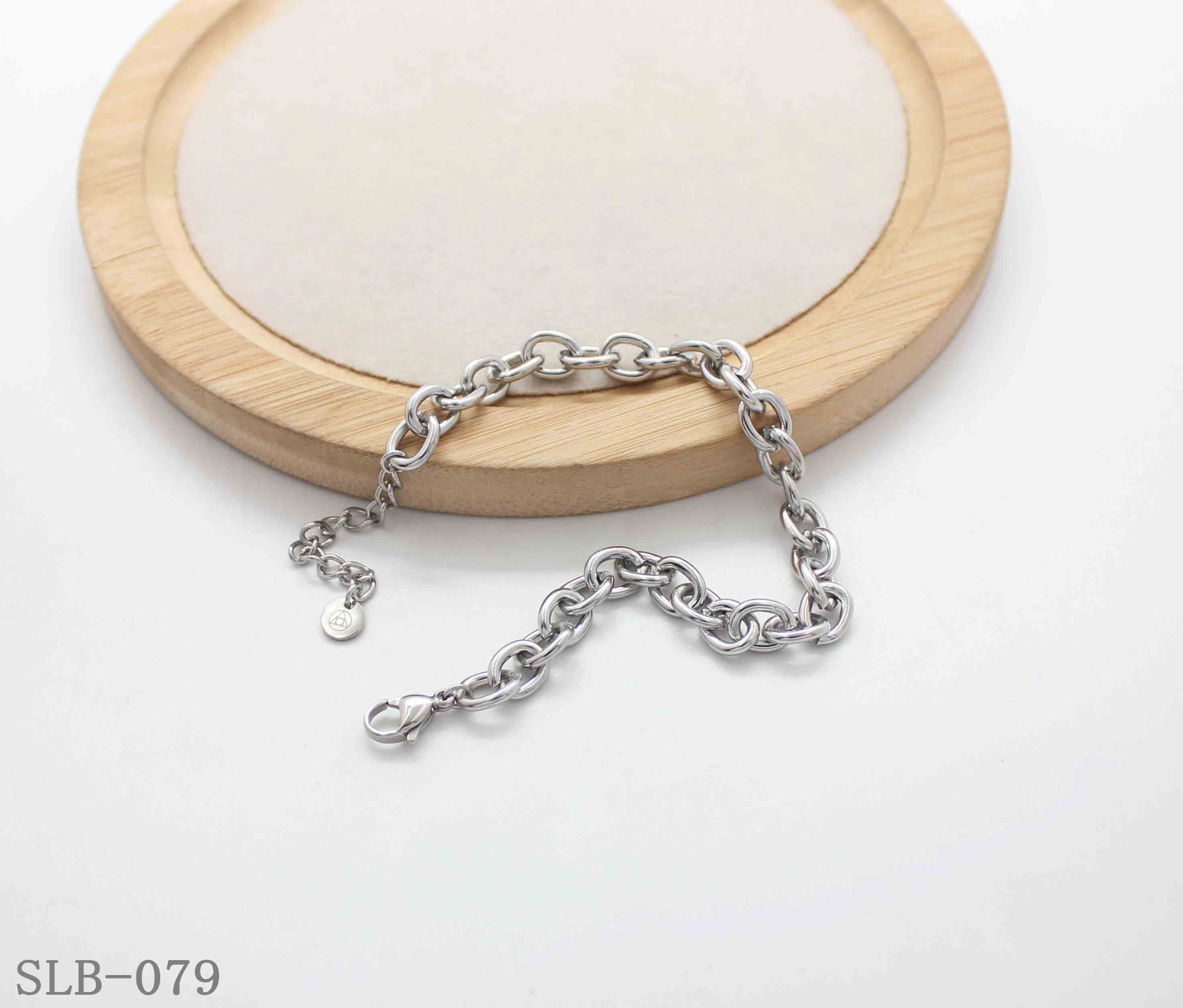 Smooth Polished Oval O-Link Adjustable Stainless Steel Minimalist Bracelet | Factory Direct Wholesale