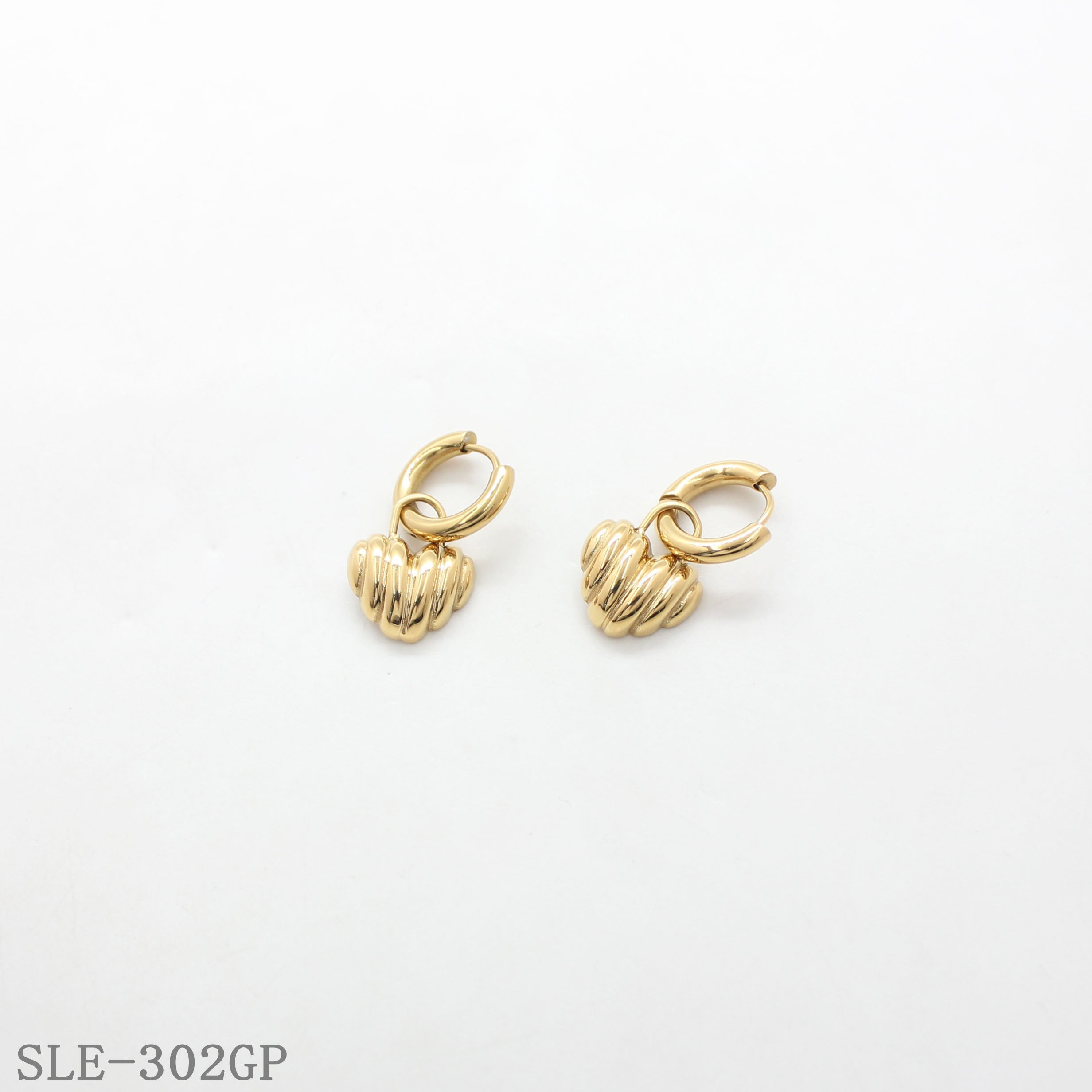 Gold Plated Stainless Steel Ribbed Heart Drop Hoop Earrings Wholesale | OEM ODM Jewelry Factory Direct