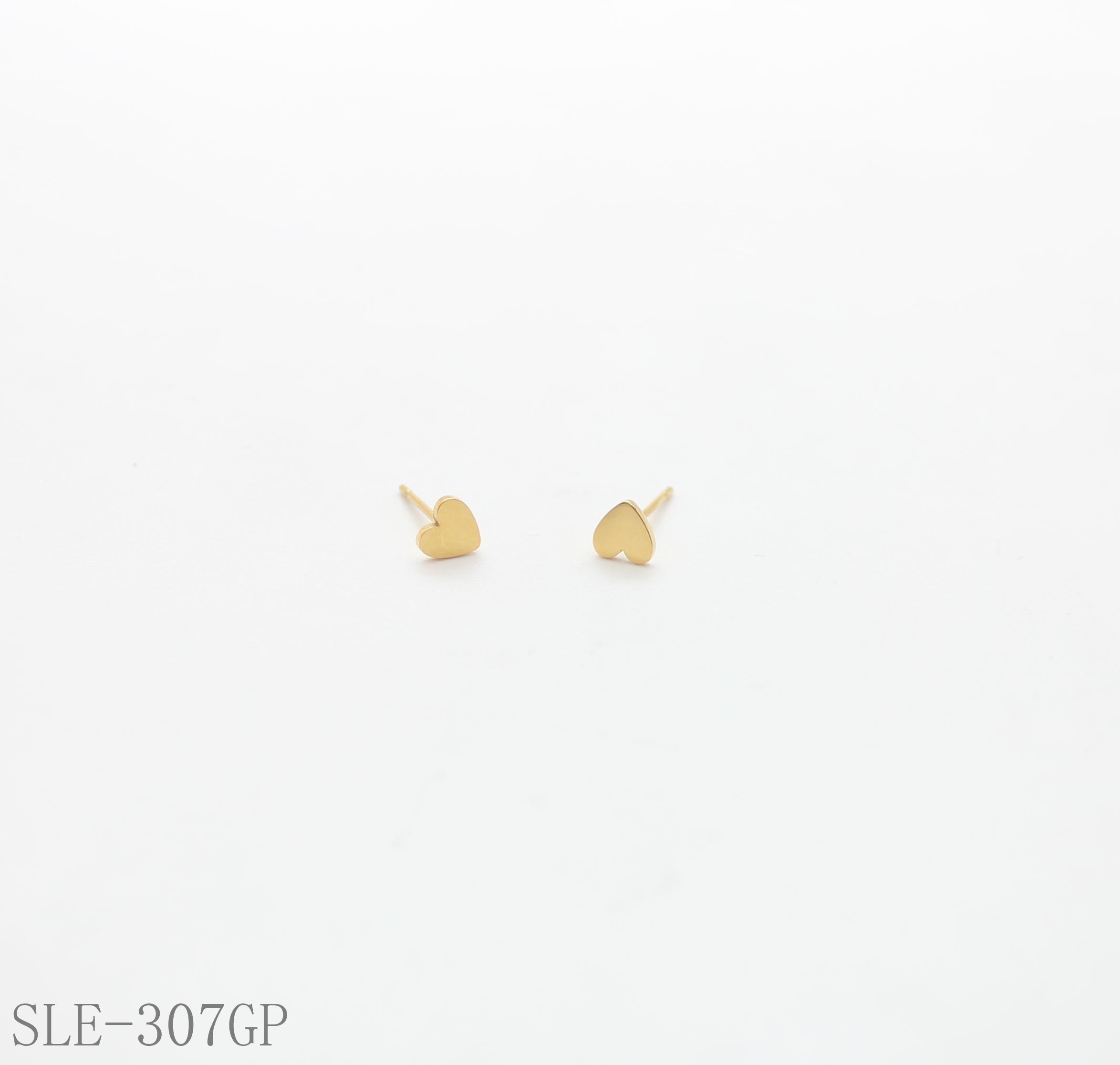 Tiny Smooth Polished Heart-Shaped Gold-Plated Stainless Steel Minimal Stud Earrings | Factory Direct Wholesale