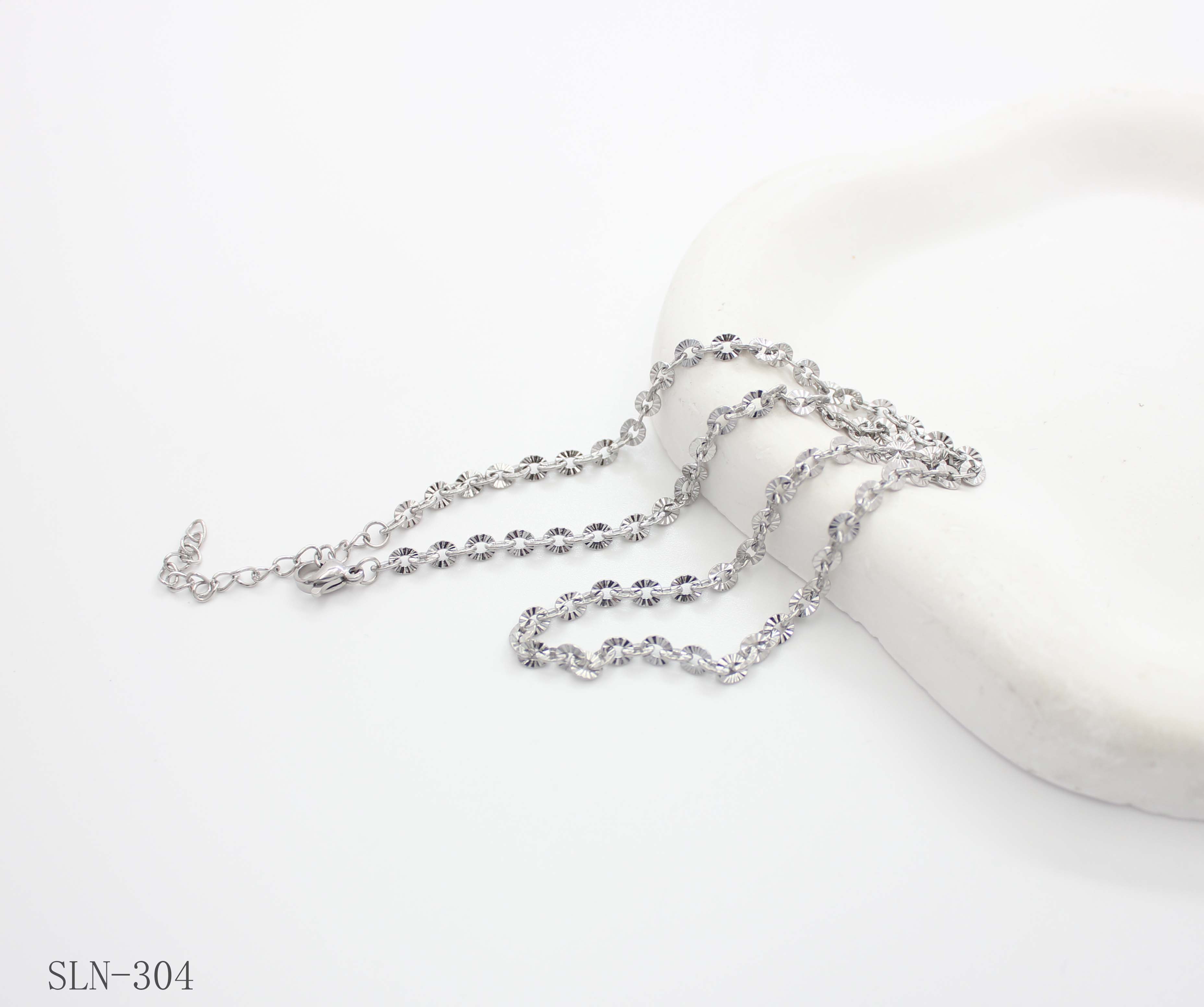 Diamond Cut Sparkling Fan Link Blank Chain | Solid Stainless Steel Vacuum Ion Silver Plated Reflective Dainty Women Stacking Clavicle Chain Factory Wholesale