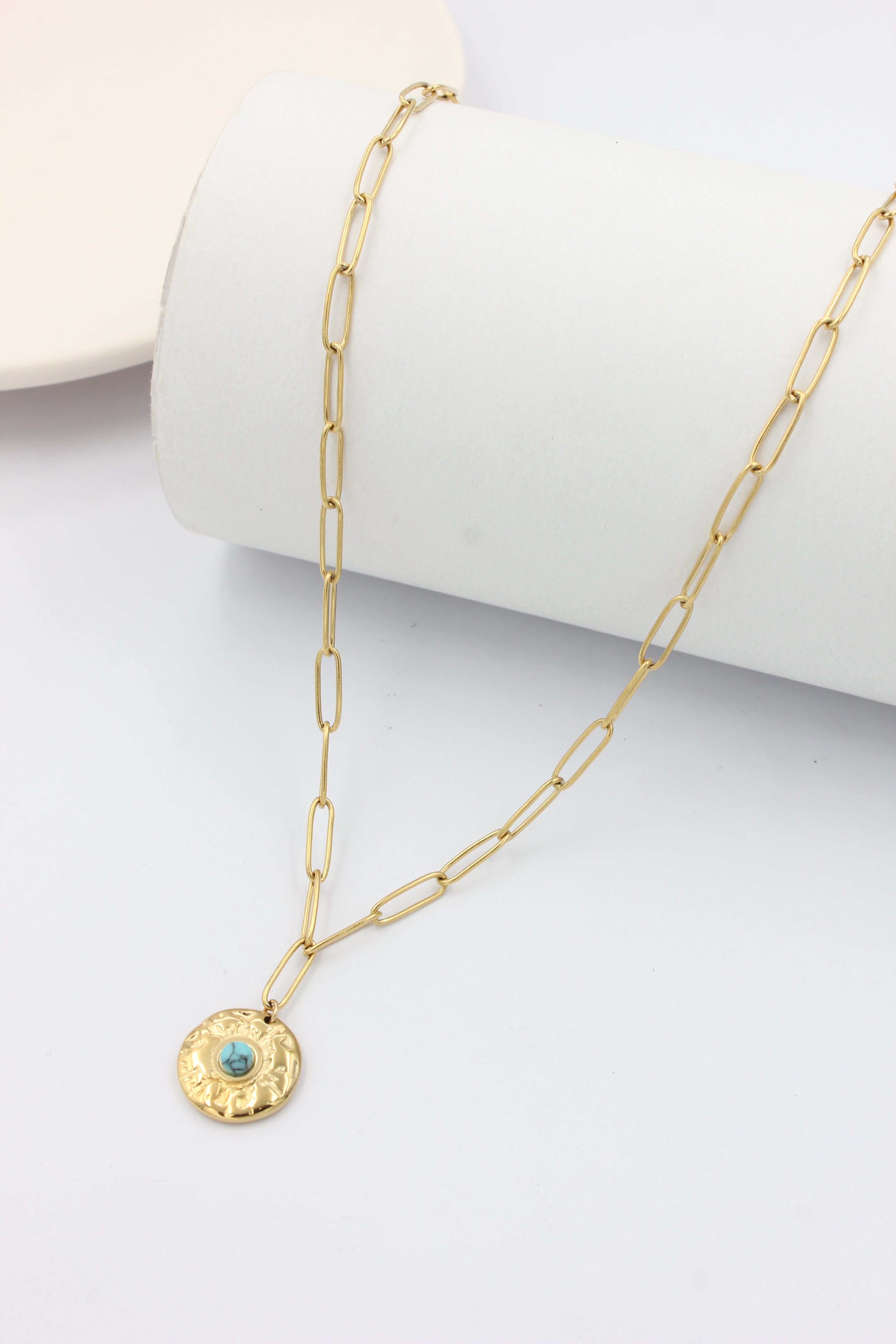 Minimal Western Thin Paperclip Chain Hammered Turquoise‑Inset Medallion Stainless Steel Necklace | Factory Direct Wholesale