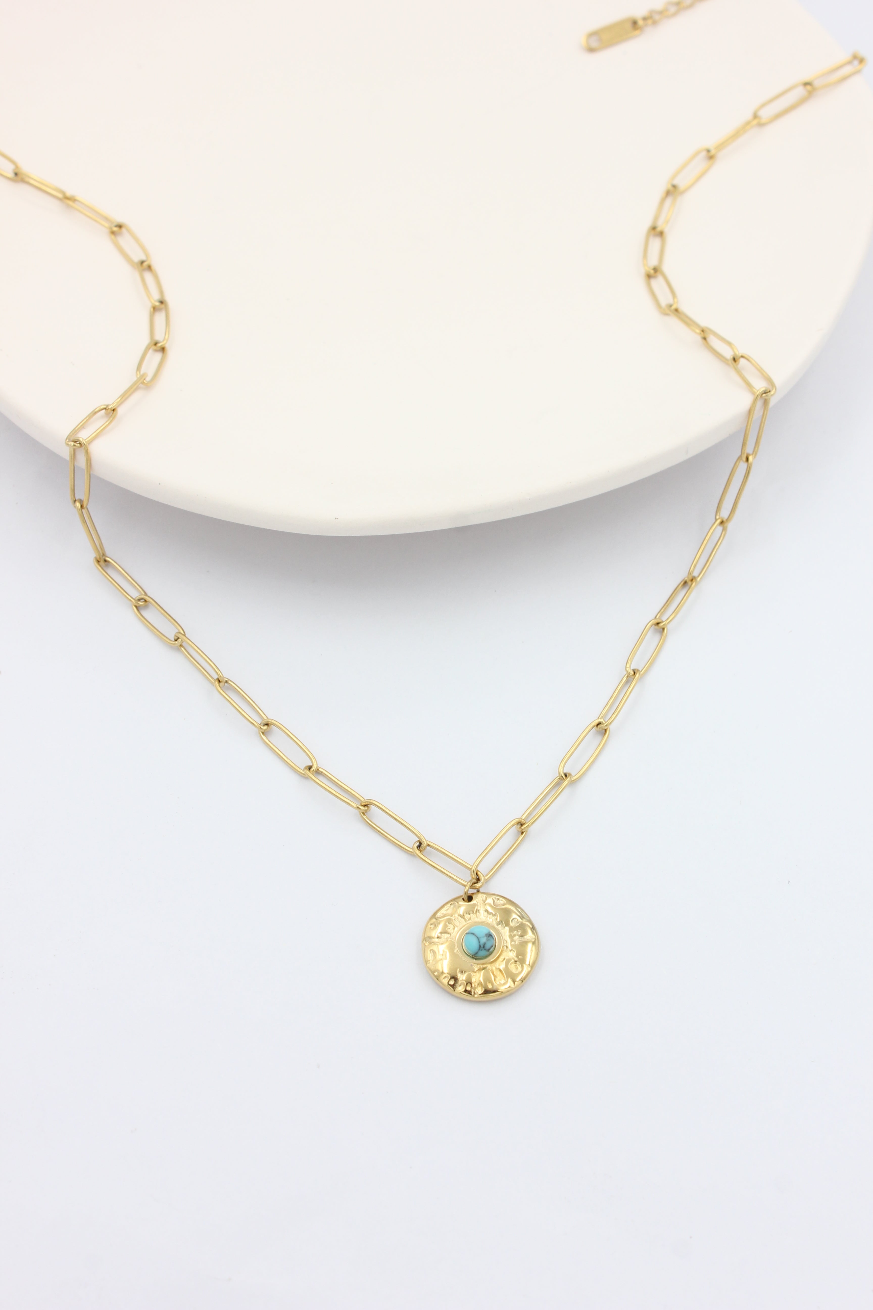 Minimal Western Thin Paperclip Chain Hammered Turquoise‑Inset Medallion Stainless Steel Necklace | Factory Direct Wholesale