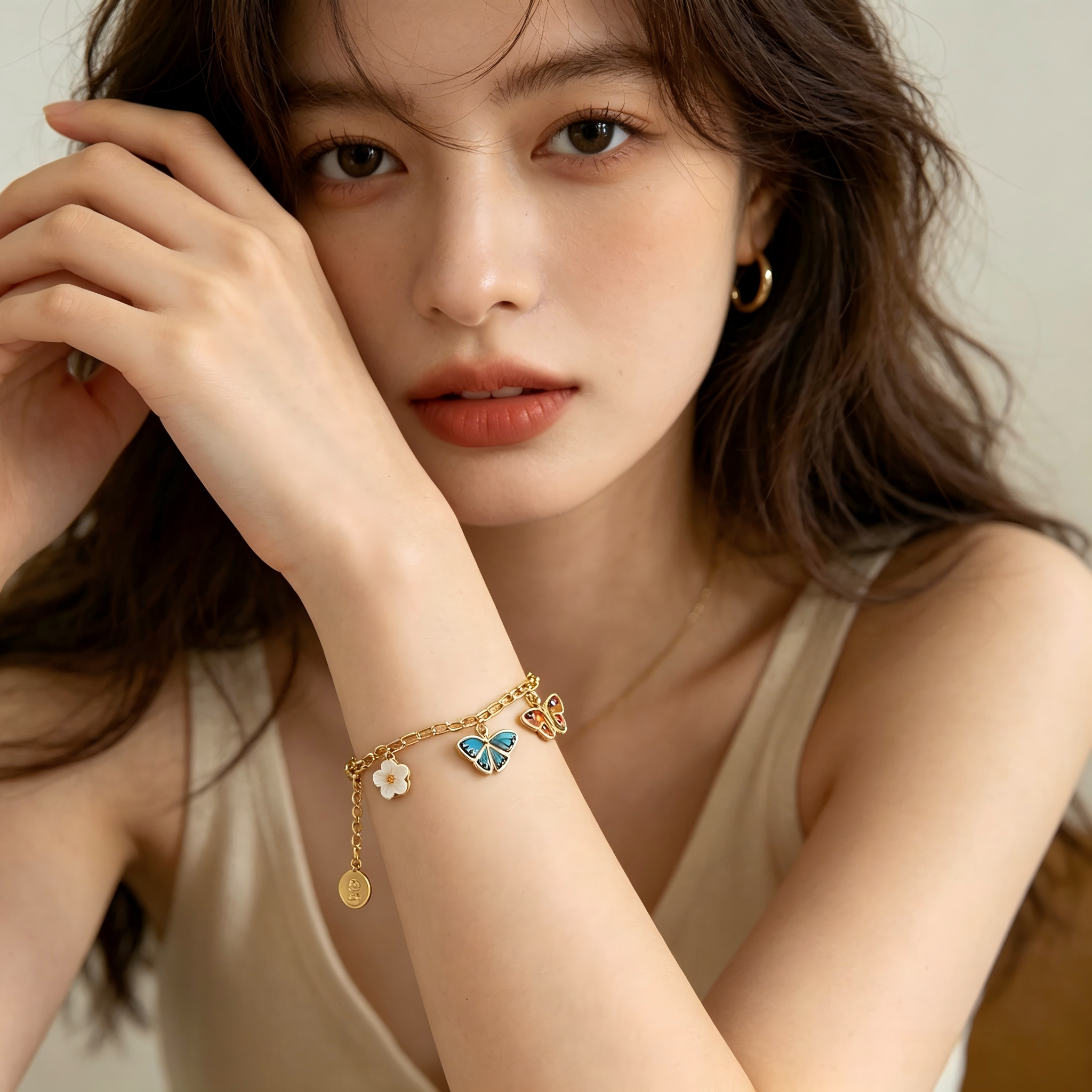 Whimsical Enamel Butterfly & Natural Shell Flower Charm Real Gold‑Plated Copper Chain 8" Bracelet | Factory Direct Wholesale