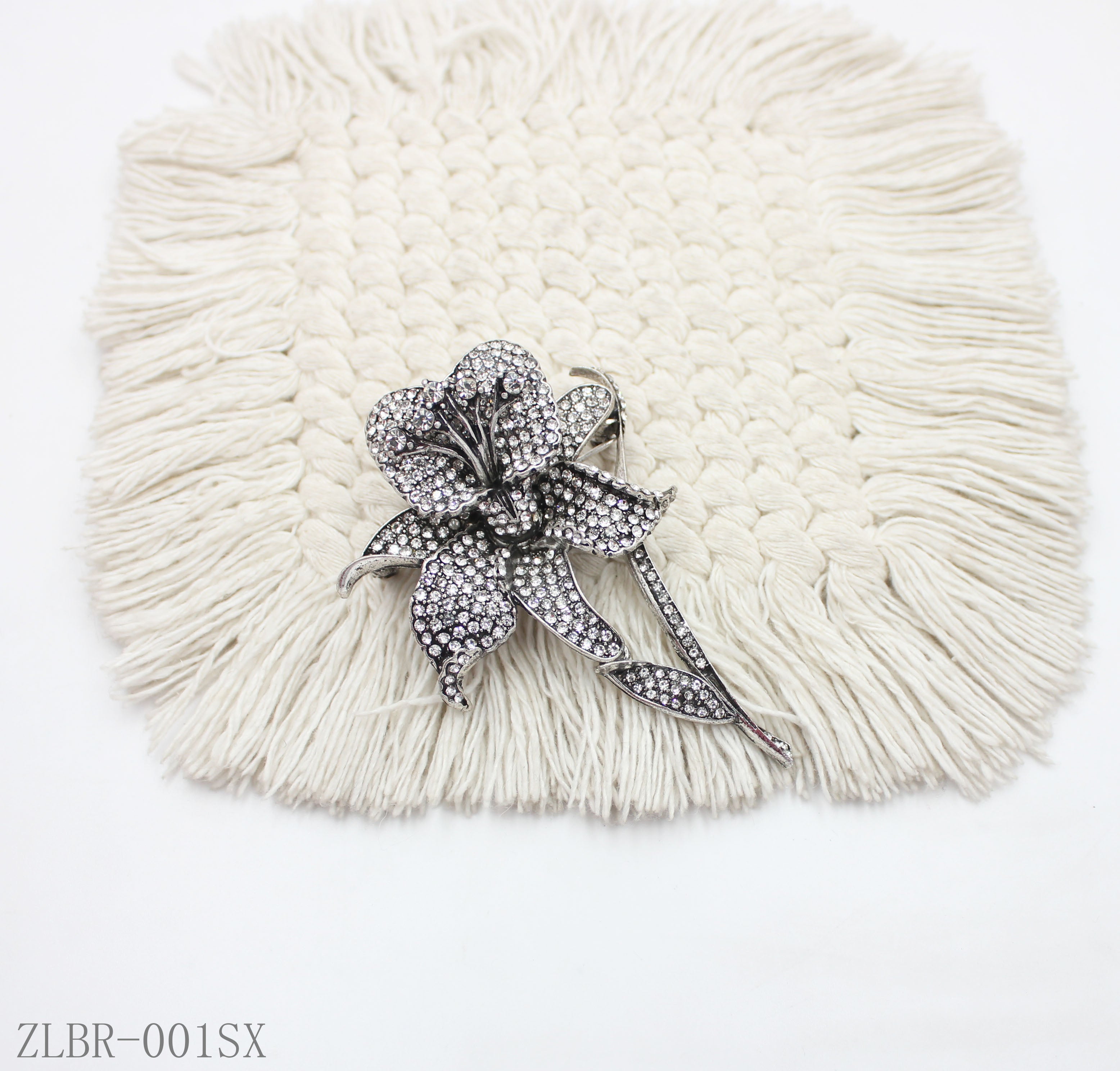 Zara Style Antique Silver Full‑Paved Crystal Lily Statement Brooch | Factory Direct Wholesale