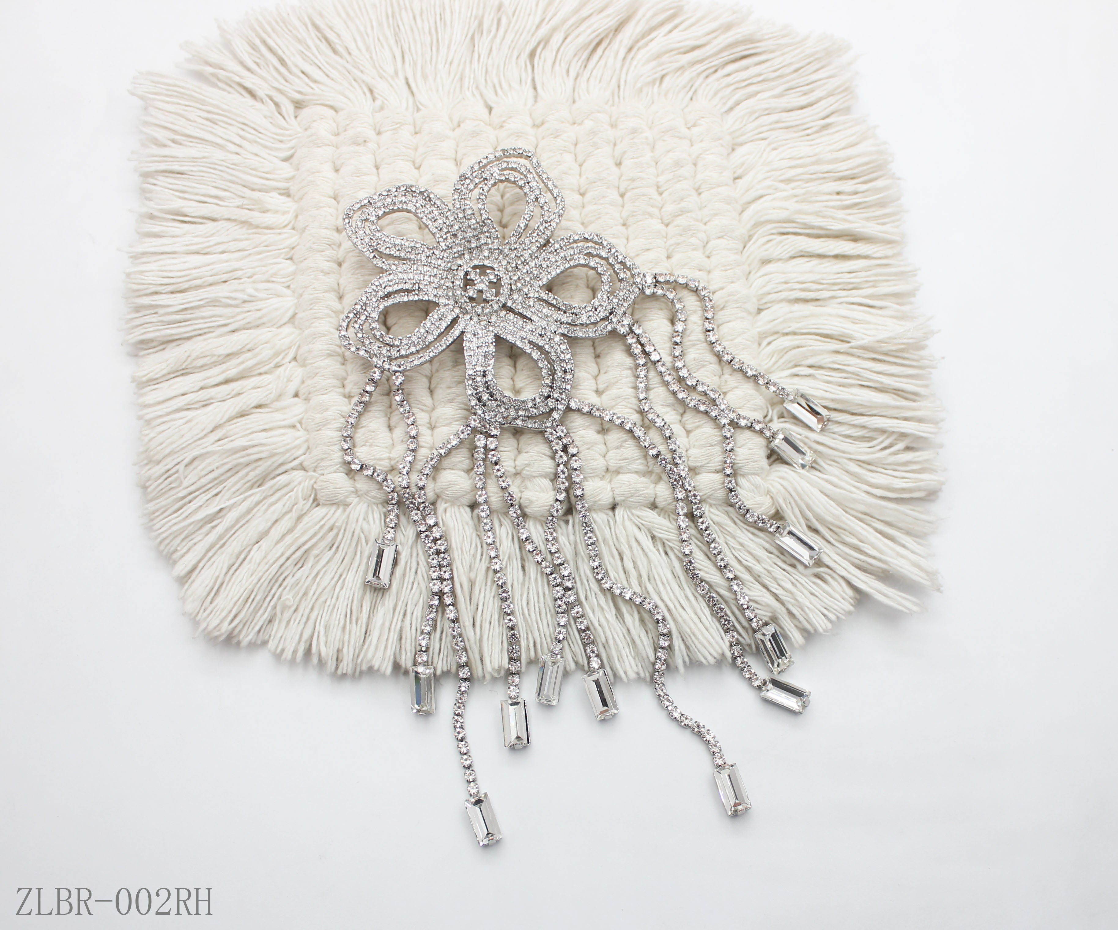 Antique Silver Full‑Paved Crystal 3D Lily Floral Statement Brooch | Factory Direct Wholesale