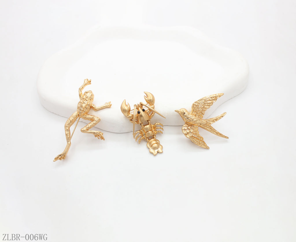 Matte Gold Embossed Frog Lobster Swallow 3‑Piece Nature‑Inspired Animal Brooch Set | Factory Direct Wholesale
