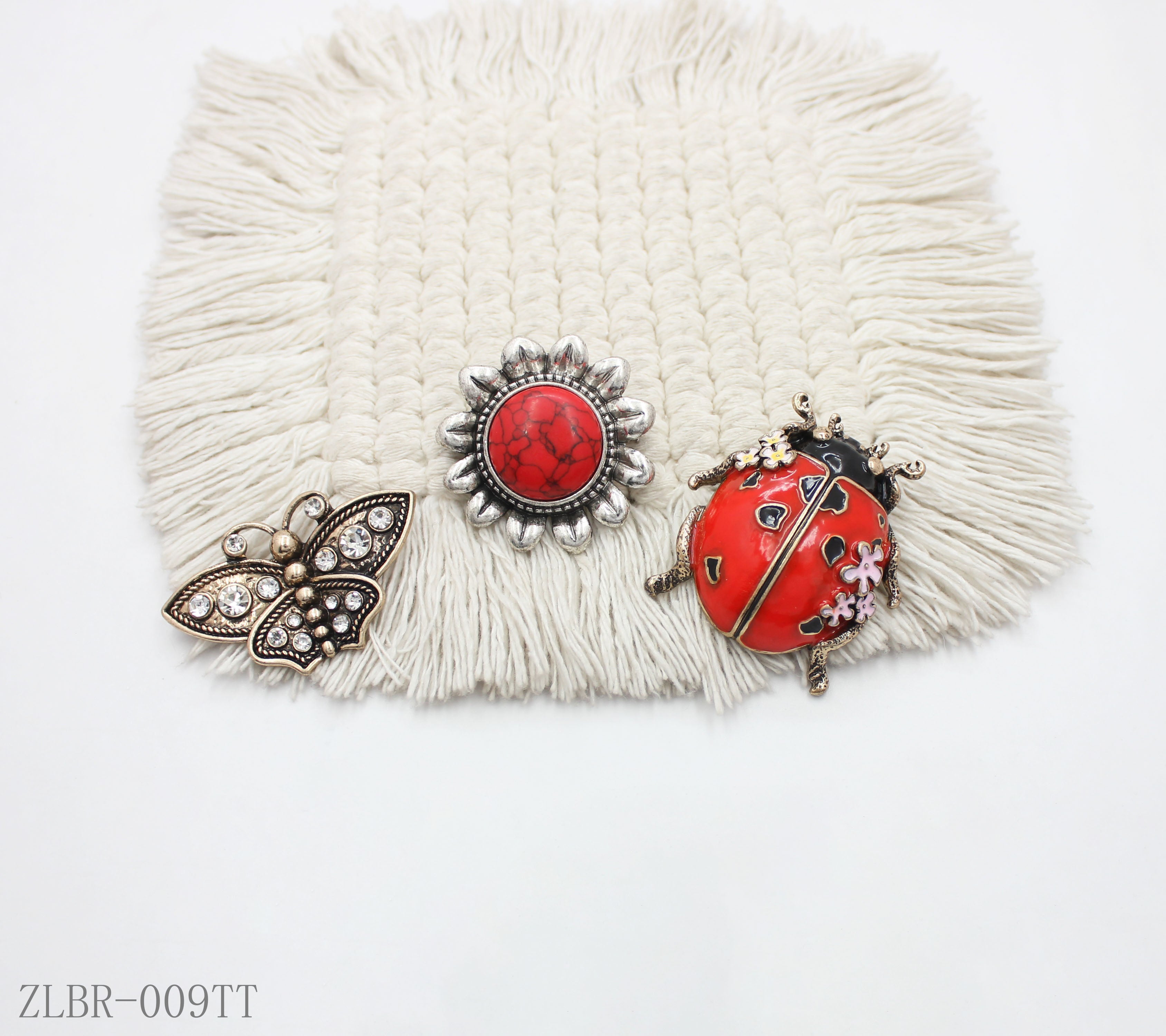 Custom Insect & Flower Brooch Set | Wholesale Jewelry Manufacturer  Set of 3 Vintage Insect & Flower Brooches Wholesale
